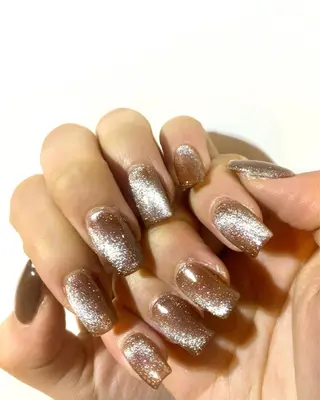 ミディアム GG houseのネイルデザイン