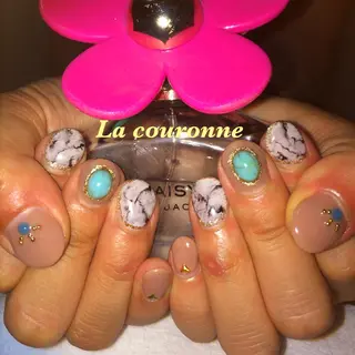 ネイル Lacouronne NATSUMIのネイルデザイン