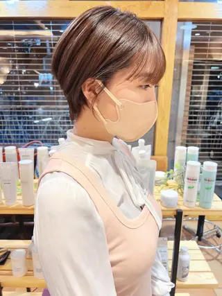 ショート カラー パーマ ヘアアレンジ メンズ キッズ morio from london所属・松岡彩華 ボブ /グレージュのヘアスタイル