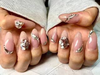 ネイル Queennail 北堀江megumiのネイルデザイン