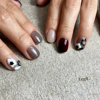 ネイル Legit nail salonのネイルデザイン