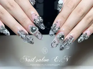 ネイル E.N🦋 長さ出し/持ち込みのネイルデザイン