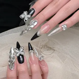 ネイル Maggie Nail🦩のネイルデザイン