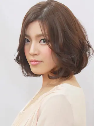 ショート 🤍デザインカラー 特化🤍HIROのヘアスタイル