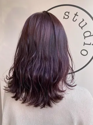 セミロング カラー 川越 輝梨奈のヘアスタイル