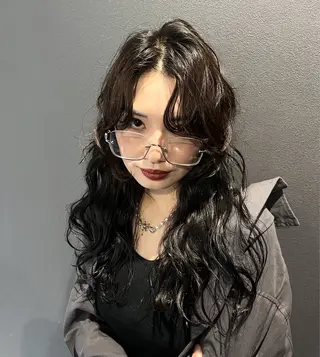 ロング カラー ヘアアレンジ 韓国ヘア🖤/透明感 shihoのヘアスタイル