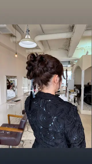 ロング Maho/海外 レイヤー/ハイトーンのヘアスタイル