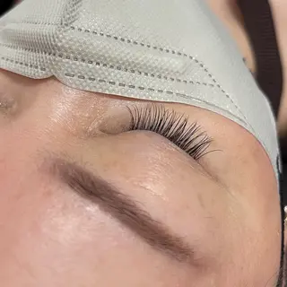 マツエク・マツパ MIMI RUSH 安城 jubilee店所属・鍋田 彩歌のマツエク・マツパデザイン