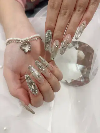 ネイル Natsumi _RIRANのネイルデザイン