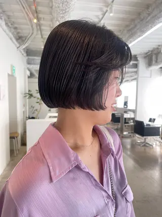 ショート oma　袮次金 鈴香のヘアスタイル