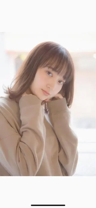 ミディアム カラー 平 ちひろのヘアスタイル