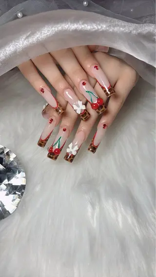 ネイル salon de belnetta所属・kayo 💅のネイルデザイン