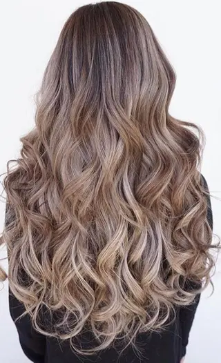 ロング カラー ヘアアレンジ Device ディバイスのヘアスタイル