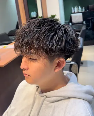 パーマ kota 【波巻き／シャドウ】のヘアスタイル