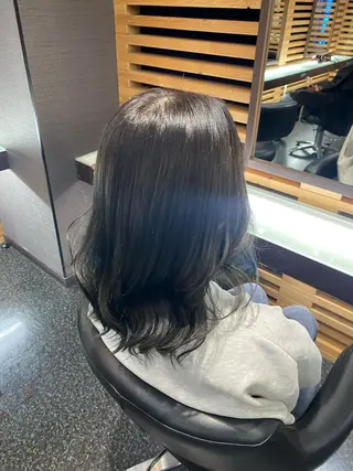 ミディアム カラー mio/⭐︎ ブリーチ指名No.1のヘアスタイル