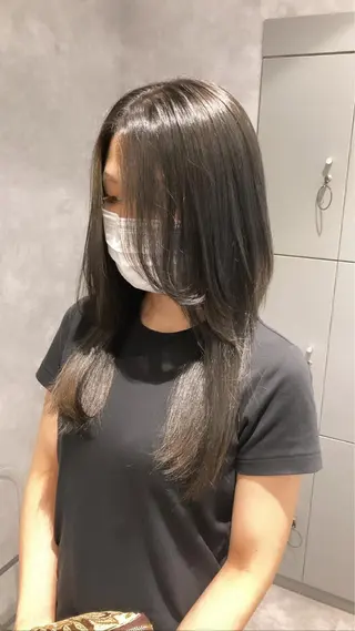 ロング HEDI所属・茨木 まひろのヘアスタイル