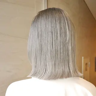 ショート カラー Hair & make Lamp所属・梅田のブリーチ特化 美容師KAI🥰のヘアスタイル