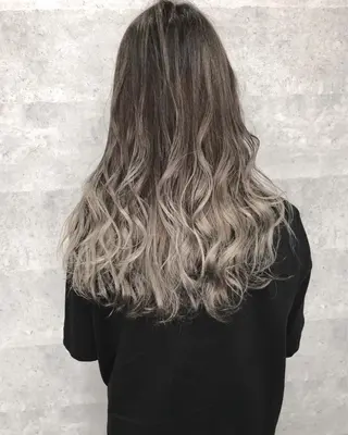 セミロング カラー 髪質改善 中川　翔のヘアスタイル