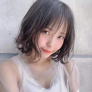 ミディアム カラー 大人っぽ韓国レディ レイヤー🤍渋谷のヘアスタイル