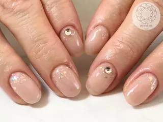 ネイル BLANCHE Nailのネイルデザイン