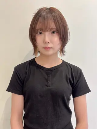 ショート 韓国ボブ/顔周り/べ ージュ/織田百華🎀のヘアスタイル