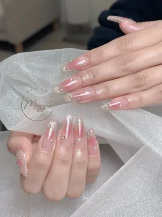 ネイル Maggie Nail🦩のネイルデザイン