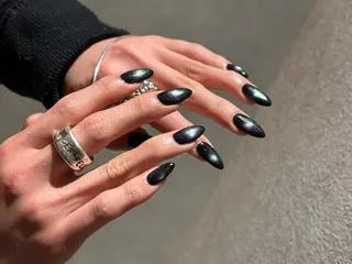 ネイル Huea所属・パラジェル / マグネット/AYAのネイルデザイン