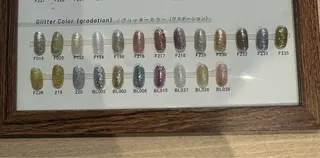 ネイル 加藤 夏実のネイルデザイン