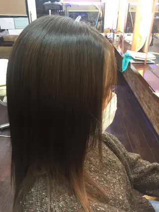 セミロング パーマ ヘアアレンジ 桧山 真のヘアスタイル