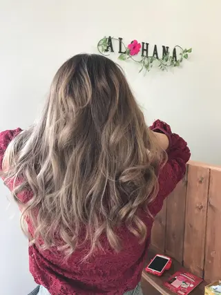 ロング ALOHANA所属・naomi (夜間営業受付中★)のヘアスタイル