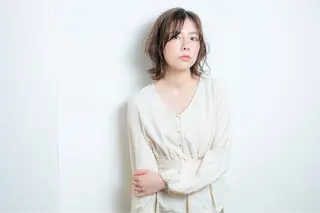 ミディアム 🍀火曜以外予約⭕ 安藤澪央☘️のヘアスタイル