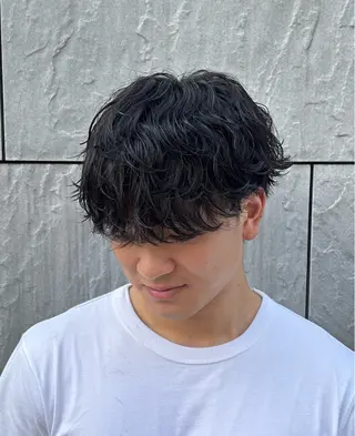 ミディアム カラー パーマ メンズ メンズパーマ特化 🔥韓国ヘア職人🔥のヘアスタイル