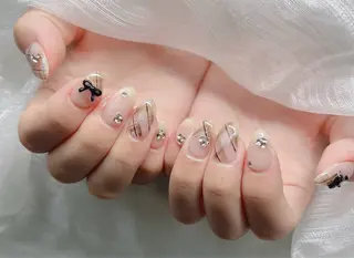 ネイル Lee Nailsのネイルデザイン