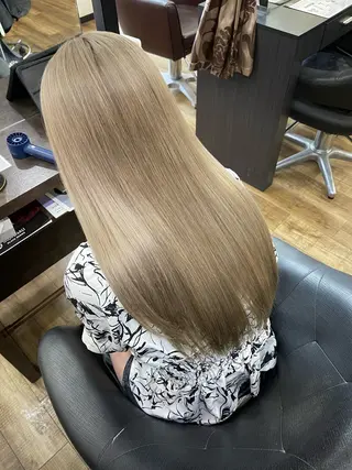 ロング カラー ANDIAMO SAKAE  楓のヘアスタイル