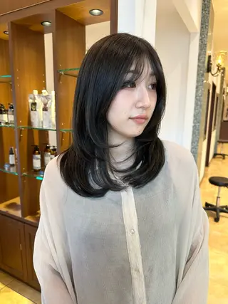 セミロング カラー 村川 虹歩のヘアスタイル