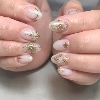 ネイル atelier　FIORITURA所属・FIORITURA aiのネイルデザイン