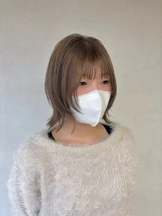 ミディアム Iris by artina 武蔵小杉店【イリス バイ アルティナ】所属・🎼レイヤー/顔周り カット/nene♬のヘアスタイル