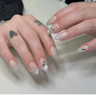 ネイル Tira Nailのネイルデザイン