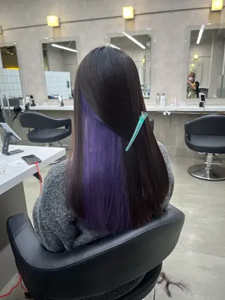 ロング 寒色＆ブリーチ特化 寒色MiOのヘアスタイル