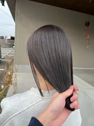 ミディアム ✨透明感カラー🫧 れんのヘアスタイル