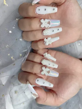 ネイル 🎀ネイルサロン エクラYUI🎀のネイルデザイン