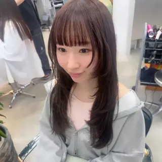 ロング カラー 岡野 静華のヘアスタイル