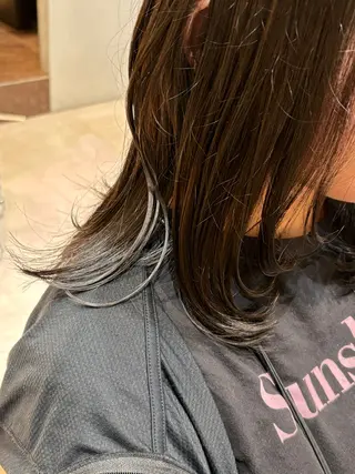 ミディアム 小林 琉花のヘアスタイル