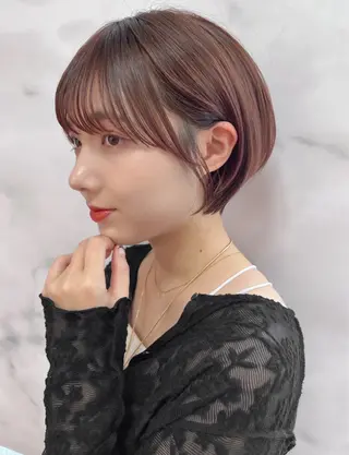 ショート カラー 玉川 京のヘアスタイル