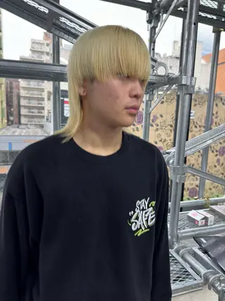 メンズ ダメージレスブリーチ 専門美容師/クワさんのヘアスタイル