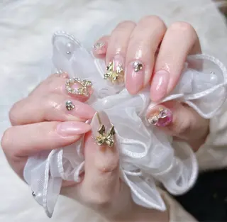 ネイル Rainrain💧 パーツ豊富、やり放題のネイルデザイン