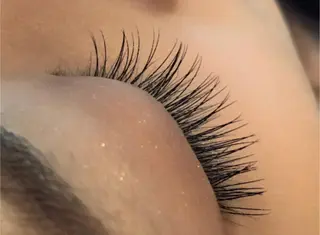 マツエク・マツパ LUXUEUX春日店所属・LUXUEUX春日店 (ルクソー)のネイルデザイン