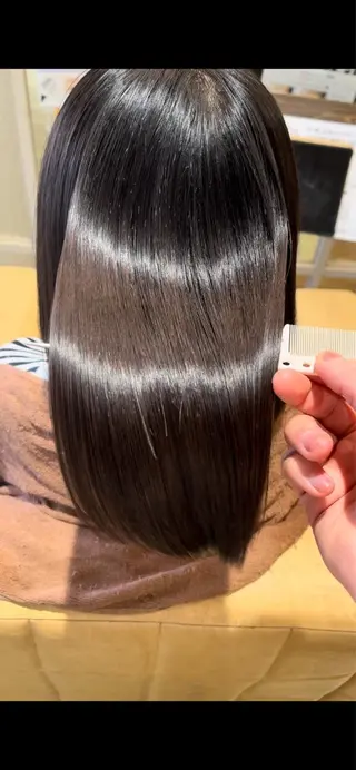 ミディアム 中山 響希のヘアスタイル