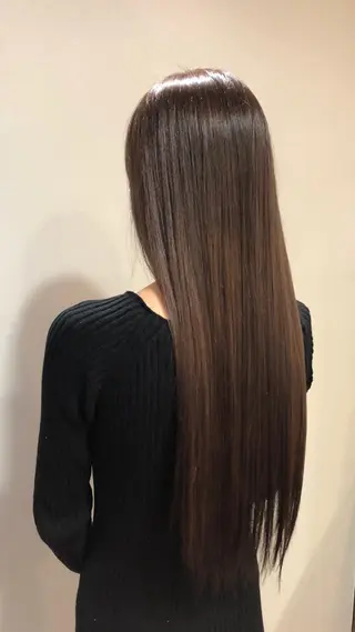 ロング カラー 唐澤 千尋のヘアスタイル