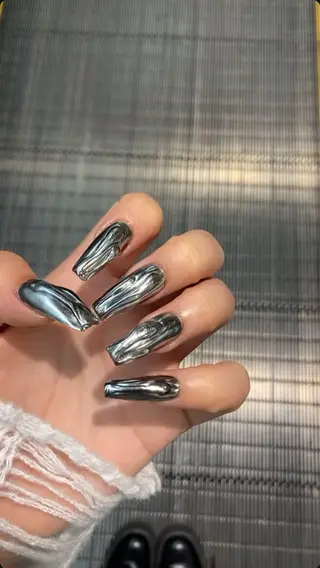 ネイル Nail Salon L'arc所属・💊大阪/心斎橋 moni🧠のネイルデザイン